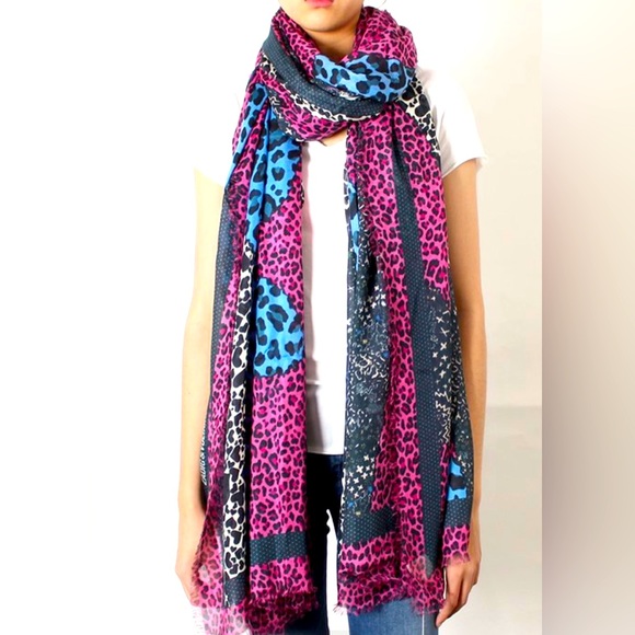 Zadig & Voltaire Maxy Patchwork Coeurs Scarf—NWT - Picture 2 of 5